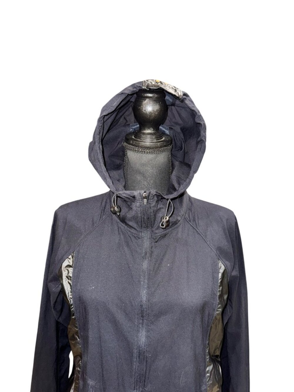 Under Armour Womens M Hooded Lightweight Parachute Jacket Black Athletic Gym - Picture 3 of 12